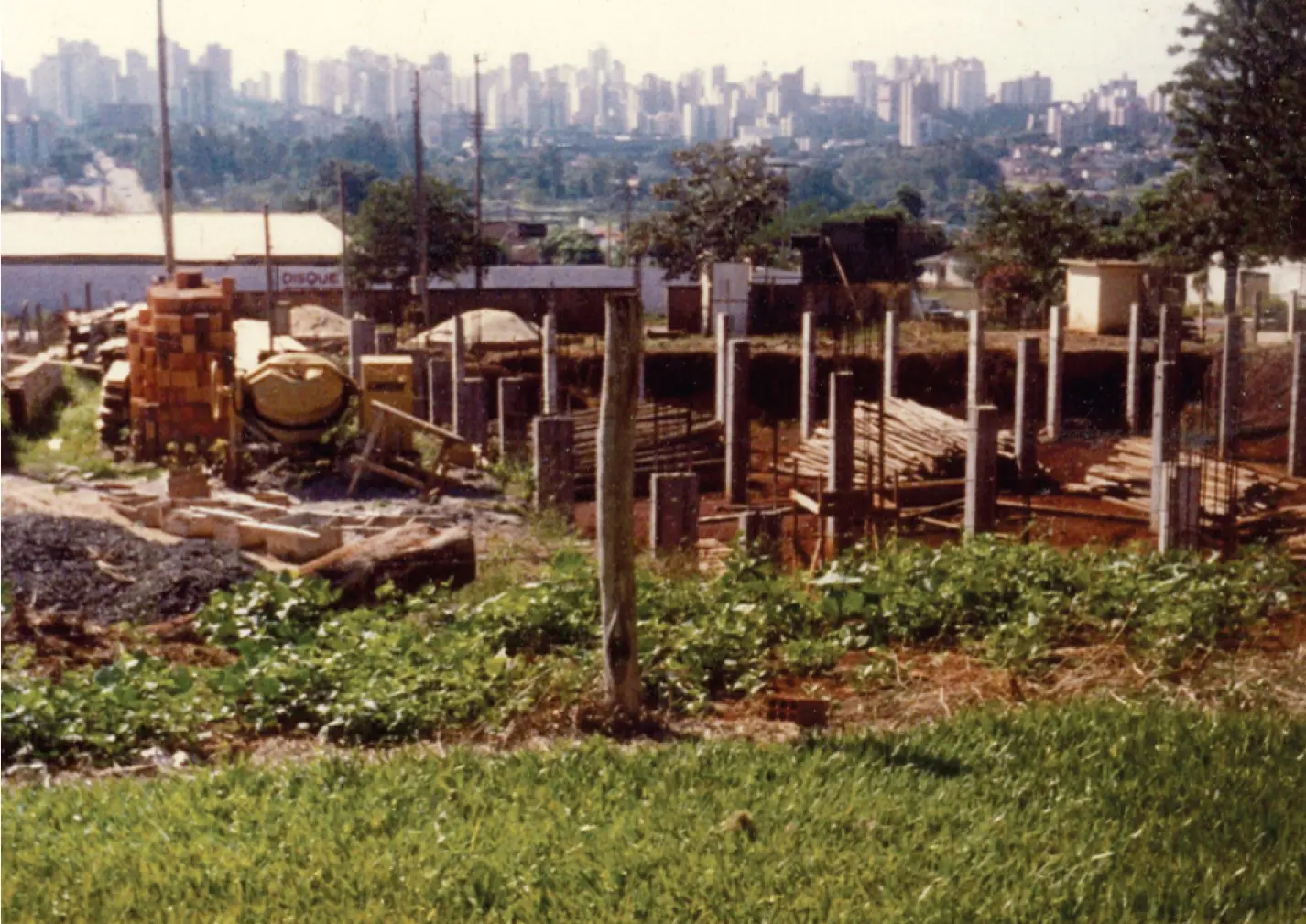12b Construção (1989)